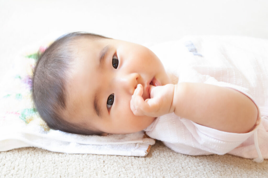 赤ちゃんを撮ったとき暗く写りませんか？
