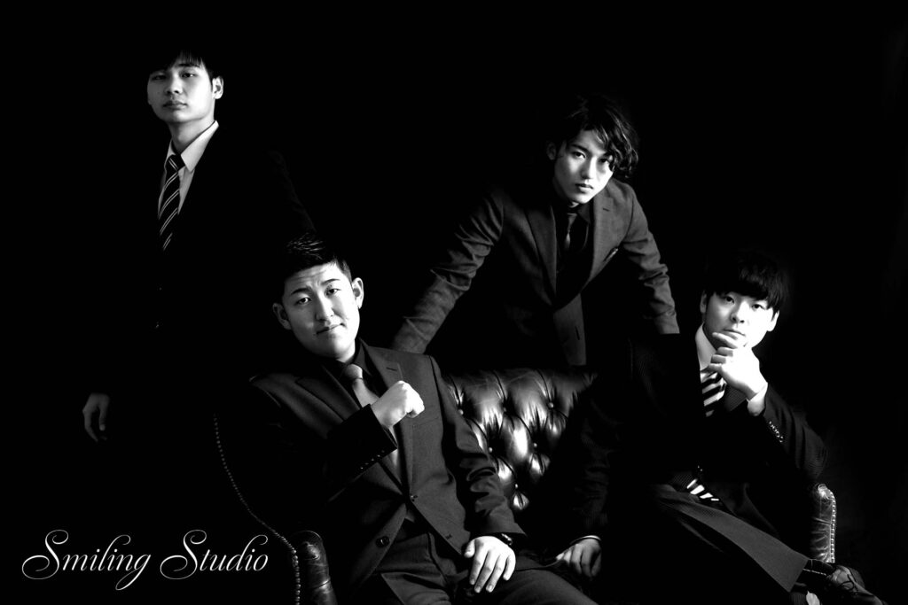 仲間と成人記念写真